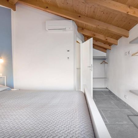 布雷佐内加尔达Casa Rosa别墅 外观 照片
